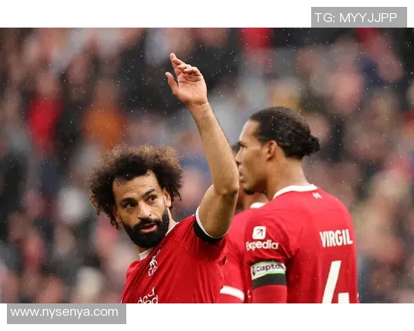 拉赫为核心:探索足球巨星背后的故事与成长轨迹 拉赫为核心:探索足球巨星背后的故事与成长轨迹