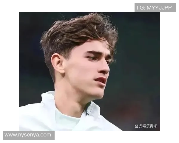 西班牙长发足球明星的独特魅力与场上表现全解析 西班牙长发足球明星的独特魅力与场上表现全解析